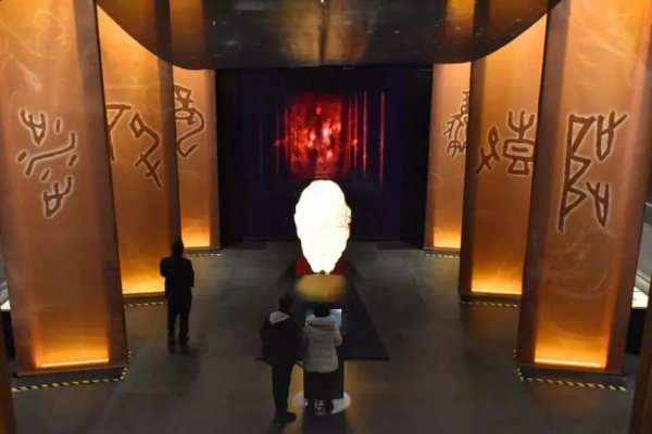 舞台剧《汉字时间》：助推汉字文化海外传播