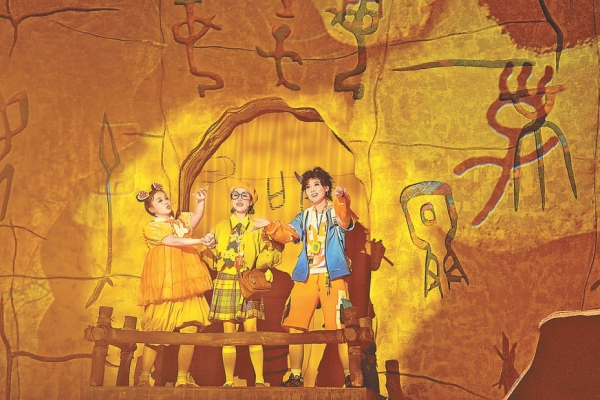  《甲骨文学校》以巧思展现文字力量